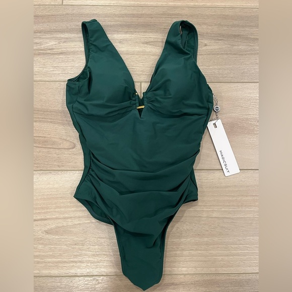 MAGICSUIT BY MIRACLESUIT 2025 Kristi Rosemary One-pc Swimsuit Size 8 MSRP $174 - Picture 1 of 4